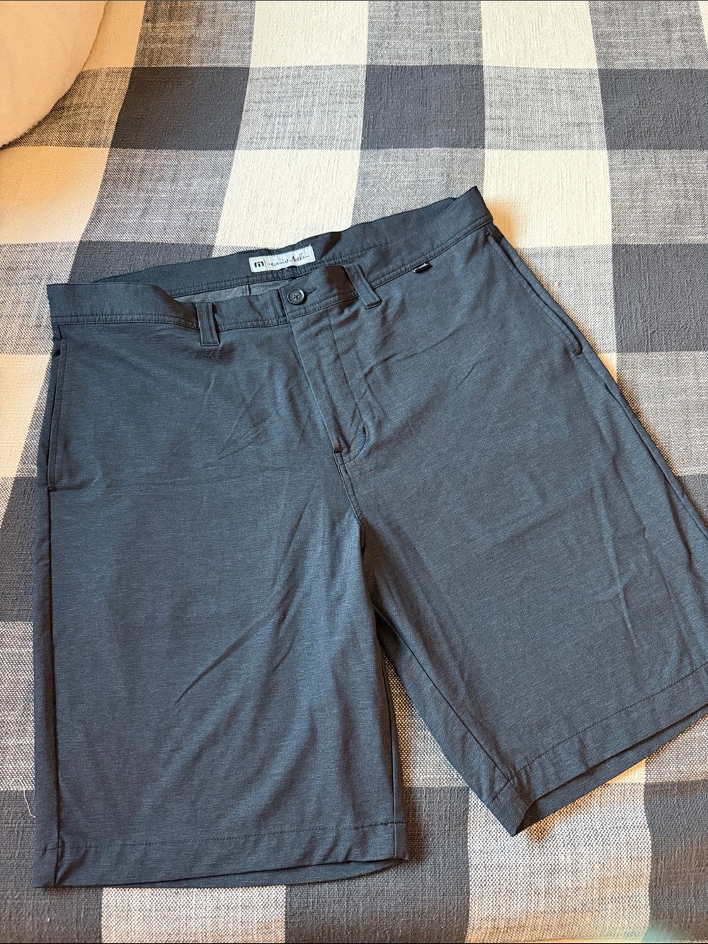Travis Mathew Men's Flat-Front Shorts - Charcoal Gray